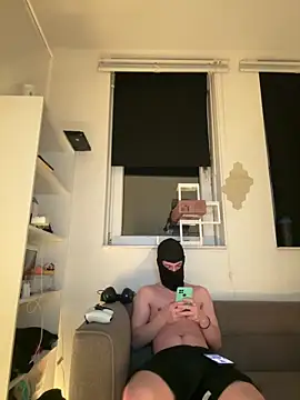 Snapshot of gostos__oo chatting on 2, 2, 2026 gostos oo online show from 2, 2, 2026