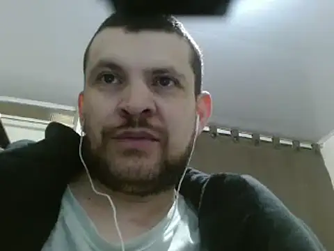 camiloking1720 online show from 5, 2, 2025