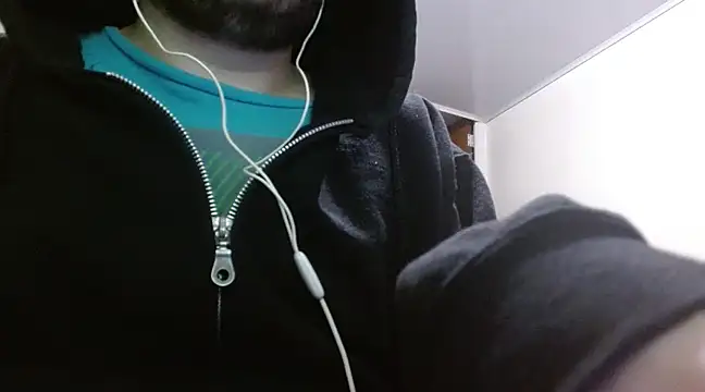 camiloking1720 online show from 12, 3, 2025