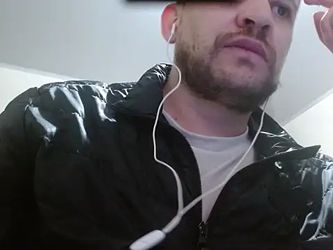 camiloking1720 online show from 25, 11, 2025