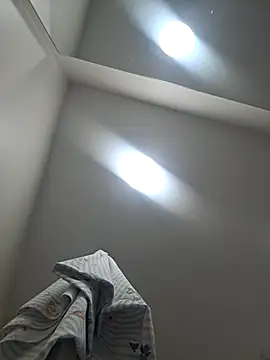 erinSmiles online show from 9, 11, 2025