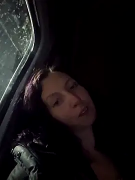 erinSmiles online show from 11, 11, 2025