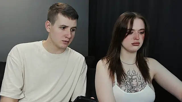 Pinku kitsune online show from 17, 2, 2025