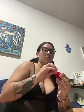 Snapshot of RenataMex chatting on 15, 3, 2025 RenataMex online show from 15, 3, 2025