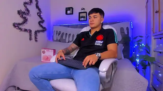 Cristopher strong online show from 20, 12, 2024