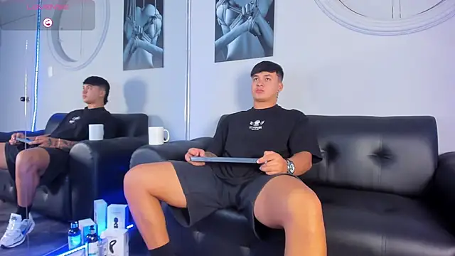 Cristopher strong online show from 22, 11, 2025