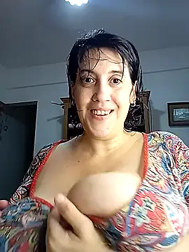 Snapshot of Sole_Love chatting on 5, 3, 2025 Sole Love online show from 5, 3, 2025