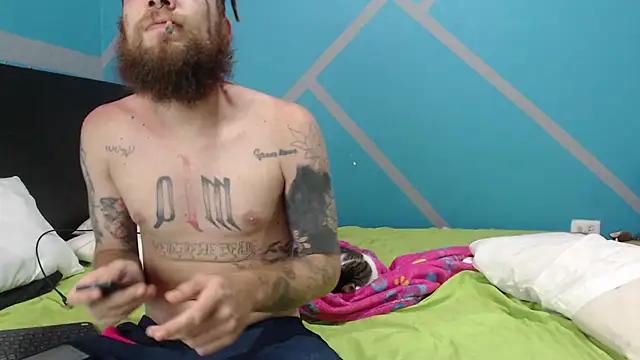 Snapshot of Nanna_and_Balder chatting on 1, 11, 2025 Nanna and Balder online show from 1, 11, 2025