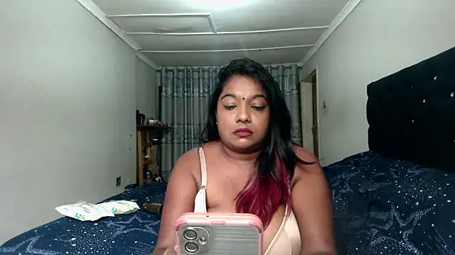 Snapshot of Indianmayaxoxo chatting on 1, 2, 2025 Indianmayaxoxo online show from 1, 2, 2025