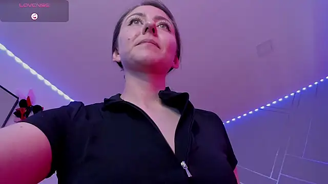 Snapshot of Ich_Bin_Julia chatting on 16, 1, 2025 Ich Bin Julia online show from 16, 1, 2025