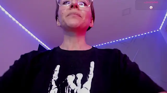 Snapshot of Ich_Bin_Julia chatting on 28, 2, 2025 Ich Bin Julia online show from 28, 2, 2025