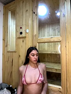 Barbielatinas online show from 14, 10, 2025