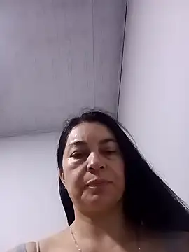 renata hot1 online show from 30, 12, 2024