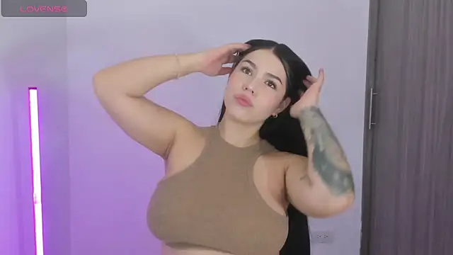 Snapshot of Natasha_su_ chatting on 7, 3, 2026 Natasha su online show from 7, 3, 2026