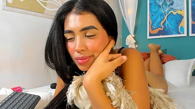 TianaReedd online show from 10, 3, 2025