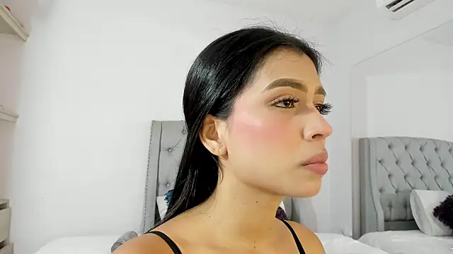 TianaReedd online show from 2, 10, 2025