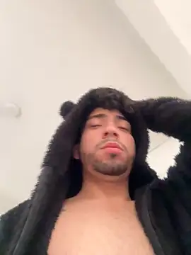 Snapshot of Dalejandr0 chatting on 19, 10, 2025 Dalejandr0 online show from 19, 10, 2025