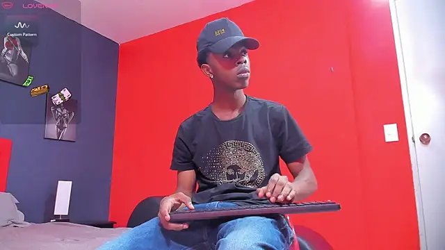 OraineBarrett online show from 10, 12, 2024