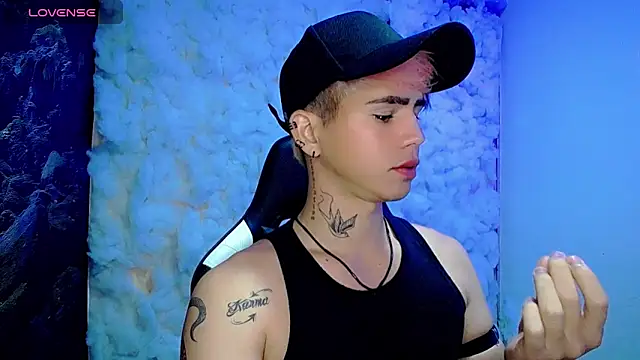 Tayson Rivers online show from 4, 2, 2026