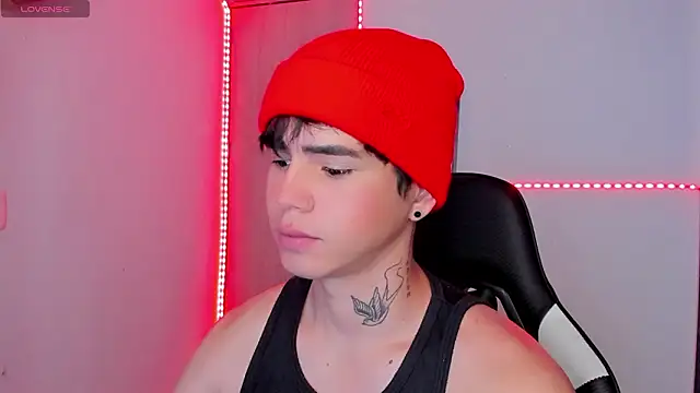 Snapshot of Tayson_Rivers chatting on 23, 3, 2026 Tayson Rivers online show from 23, 3, 2026