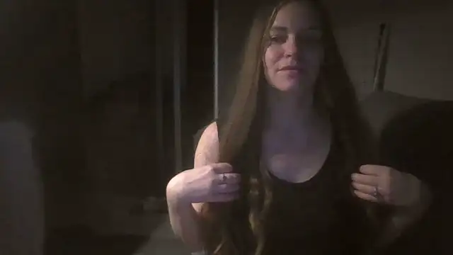 Snapshot of AnnaDiamond1 chatting on 11, 11, 2025 AnnaDiamond1 online show from 11, 11, 2025