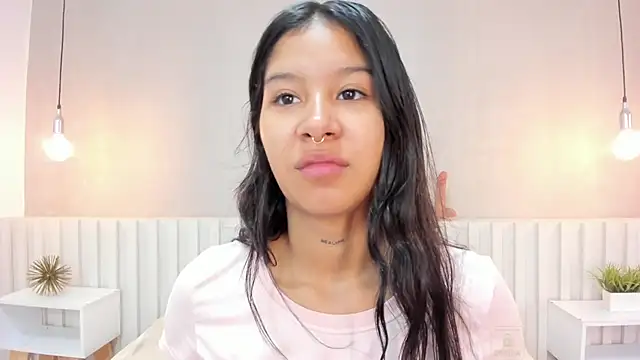 Aida moreno online show from 28, 1, 2025