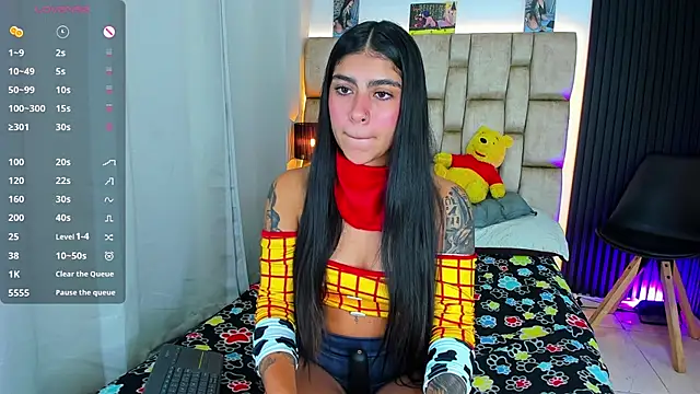 little sophie18 online show from 13, 10, 2025