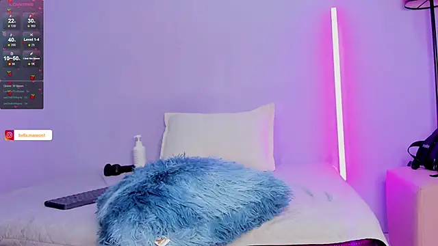 Bella Manson  online show from 20, 12, 2024