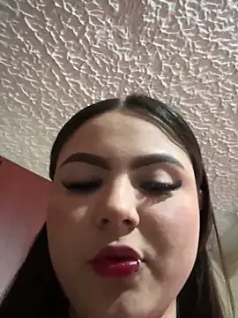 Bella Manson  online show from 14, 1, 2025