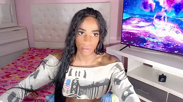 DannaDocell online show from 10, 2, 2025