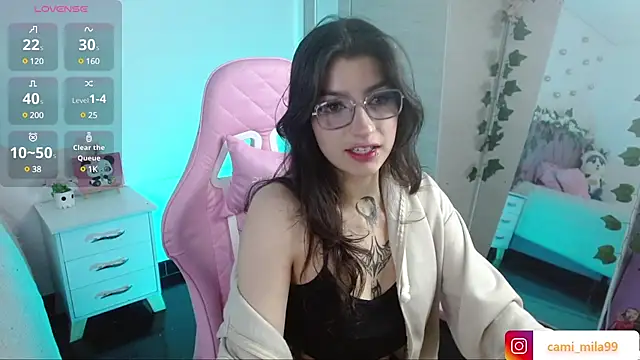 Snapshot of cami_mila9 chatting on 8, 1, 2025 cami mila9 online show from 8, 1, 2025