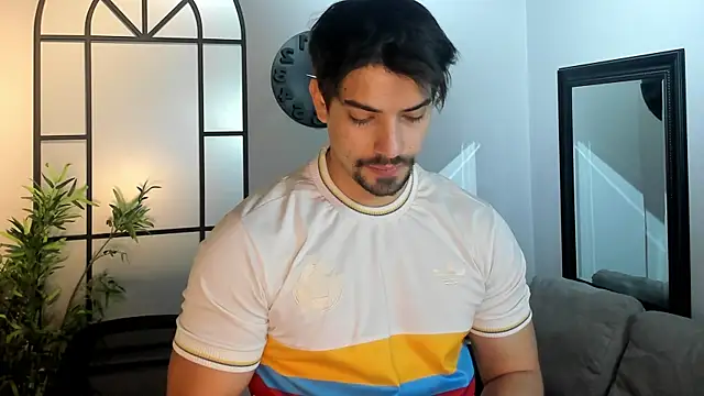 Snapshot of Ian_Daviz chatting on 11, 10, 2025 Ian Daviz online show from 11, 10, 2025