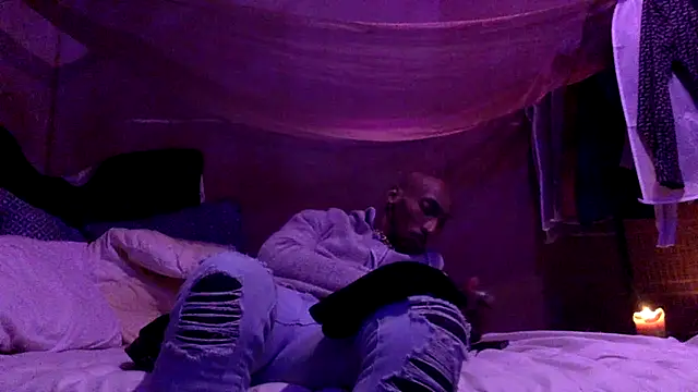 JdLove1 online show from 5, 3, 2025