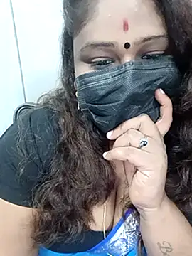 Snapshot of simran21 chatting on 23, 1, 2025 simran21 online show from 23, 1, 2025