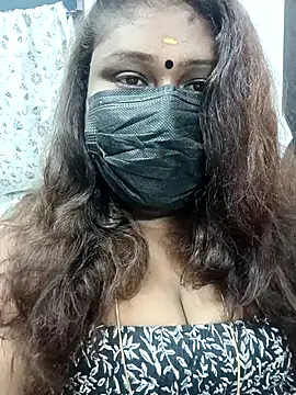 Snapshot of simran21 chatting on 8, 2, 2025 simran21 online show from 8, 2, 2025