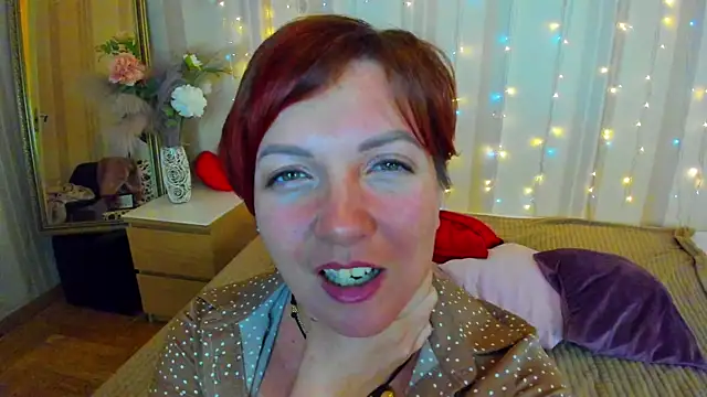 Snapshot of Katherine_Fox chatting on 6, 3, 2025 Katherine Fox online show from 6, 3, 2025