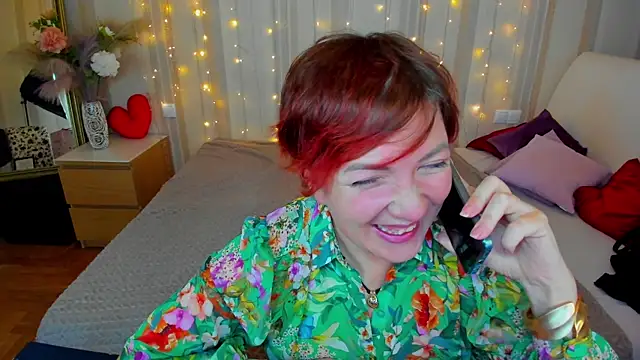 Snapshot of Katherine_Fox chatting on 8, 3, 2025 Katherine Fox online show from 8, 3, 2025
