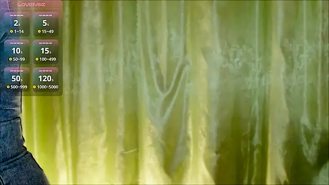 Snapshot of Regina__blue chatting on 5, 12, 2024 Regina  blue online show from 5, 12, 2024