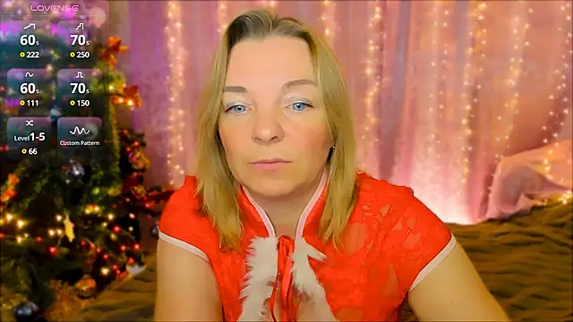 Snapshot of Regina__blue chatting on 25, 12, 2024 Regina  blue online show from 25, 12, 2024