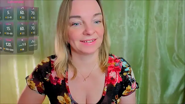 Snapshot of Regina__blue chatting on 9, 3, 2025 Regina  blue online show from 9, 3, 2025