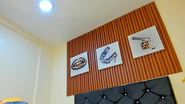 Zoe pss online show from 10, 11, 2025