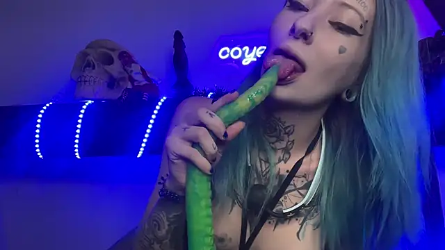 coyemoo online show from 10, 1, 2025