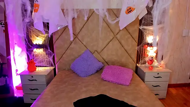 Snapshot of SummersAngel chatting on 17, 10, 2025 SummersAngel online show from 17, 10, 2025