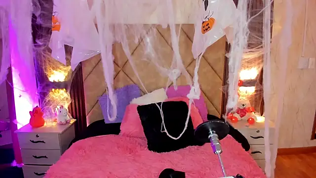 Snapshot of SummersAngel chatting on 24, 10, 2025 SummersAngel online show from 24, 10, 2025