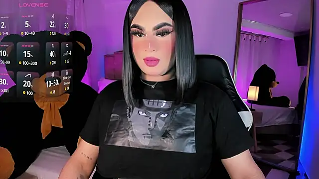 Snapshot of alexia_mattel chatting on 20, 11, 2025 alexia mattel online show from 20, 11, 2025