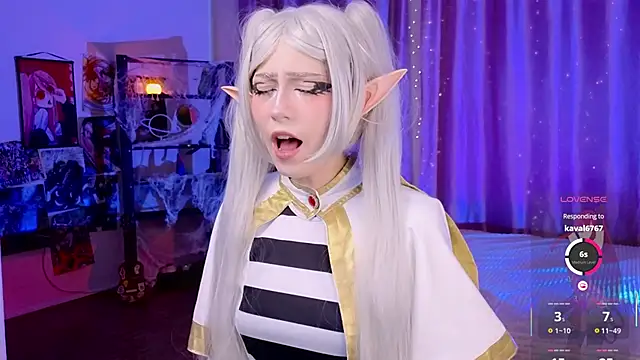 Snapshot of Carolina_Leep chatting on 6, 11, 2025 Carolina Leep online show from 6, 11, 2025