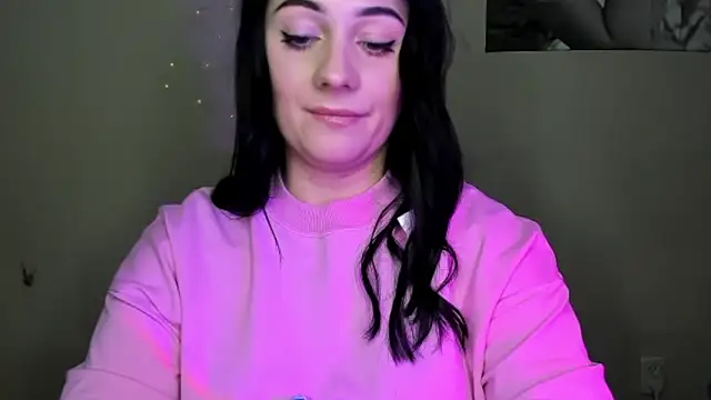 Emelyblum online show from 3, 12, 2024