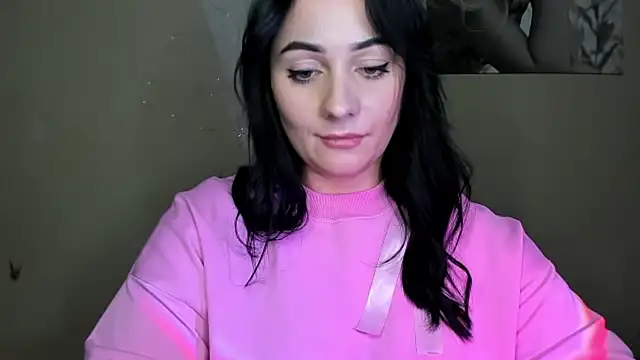 Emelyblum online show from 4, 12, 2024