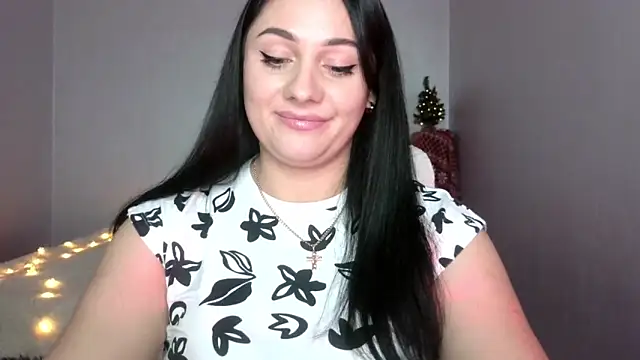 Emelyblum online show from 15, 1, 2025