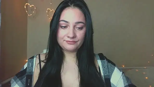 Emelyblum online show from 23, 10, 2025